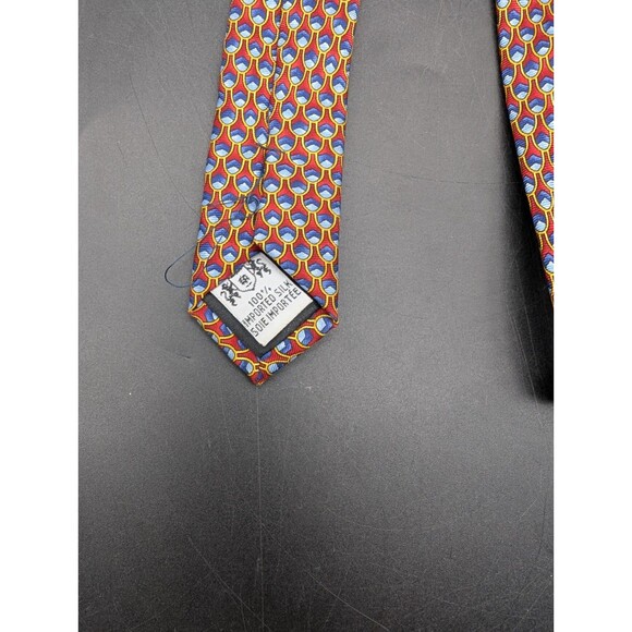 The Metropolitan MUSEUM of ART Men's Silk Tie Red Pattern Imported Silk RARE - Picture 6 of 6